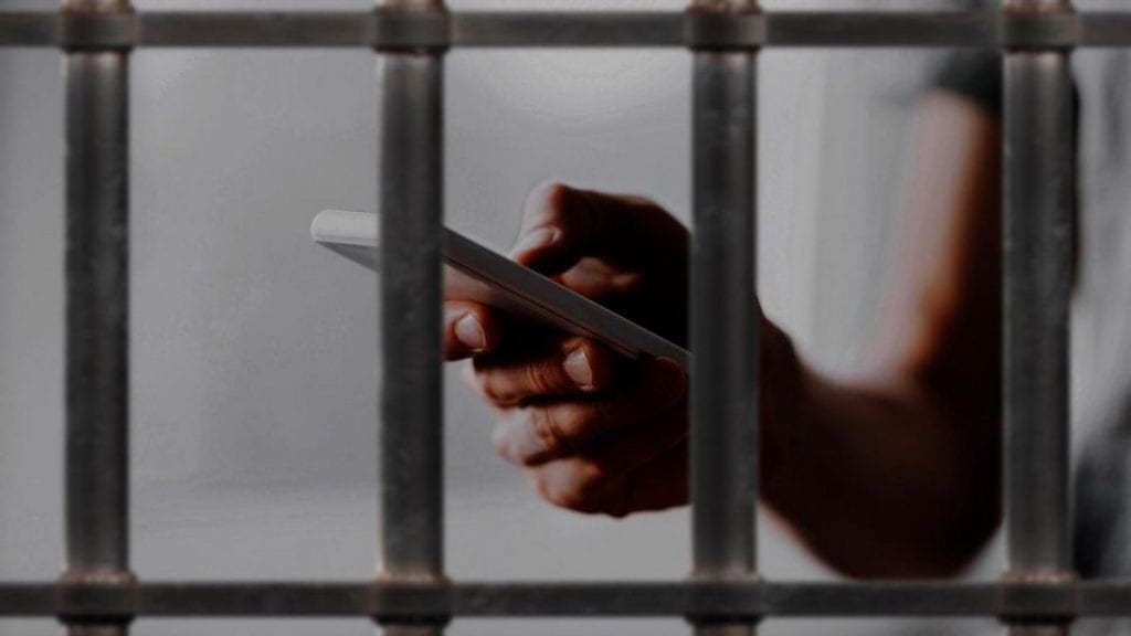 celular-en-la-carcel