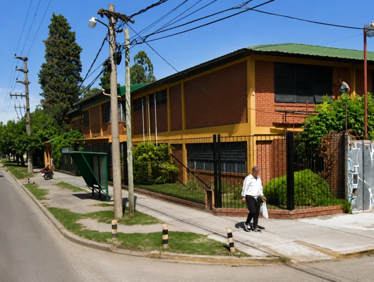 ChatGPT-Image-22-may-2026-08_14_12