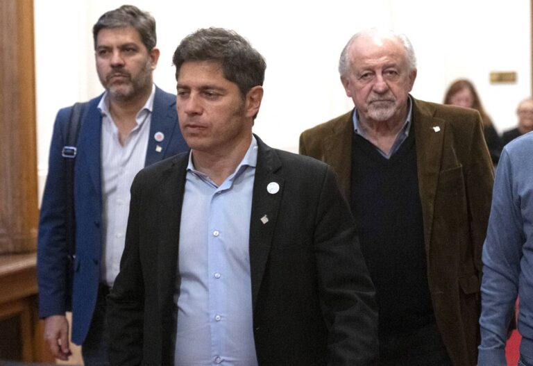 Kicillof__20250514_AM257-lpr_1200w